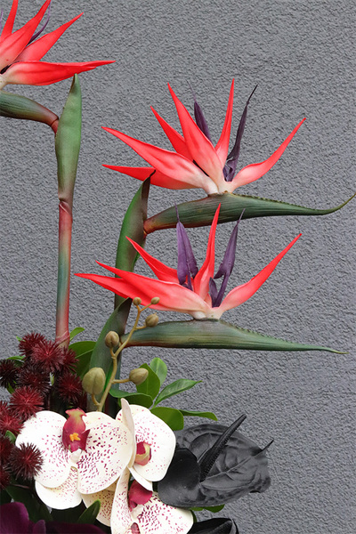 Ikenobo, egzotyczny bukiet w wazonie