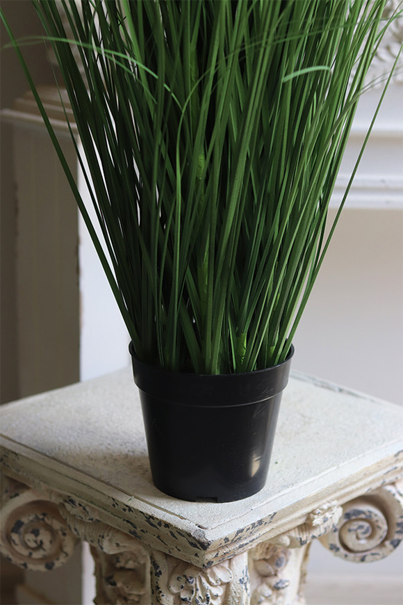 Greenland, sztuczna trawa