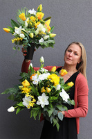 Wiosenna Pogoda, bukiet nagrobny we wkładzie