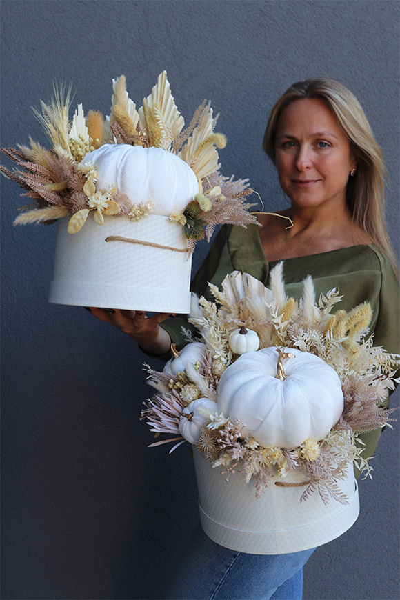 Velurowa Dynia, jesienny flowerbox z suszem, L