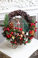Dziadki Do Orzechów Small 2, świąteczny wianek dekoracyjny