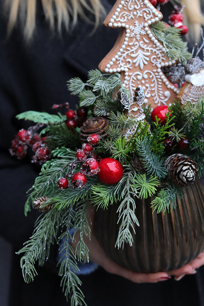 Choinkowy, świąteczny stroik z piernikową choinką