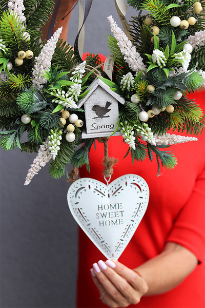 Domowe Ognisko, asymetryczny wianek z wrzosami