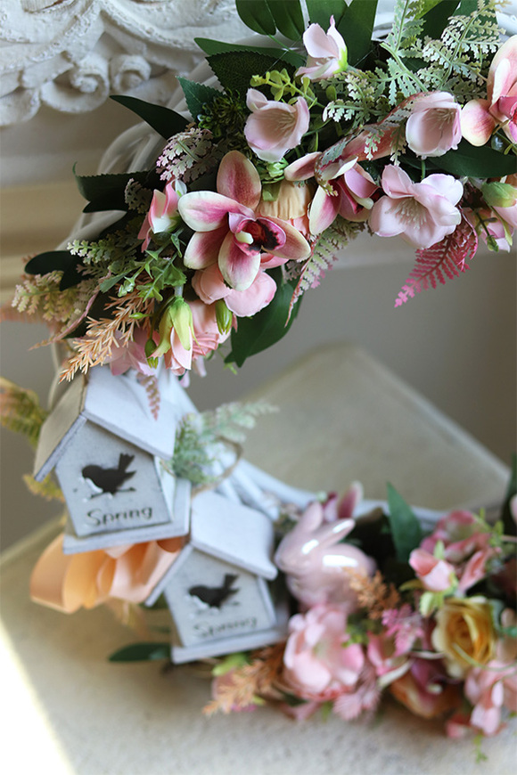 Bring Home, wiosenny wianek na drzwi