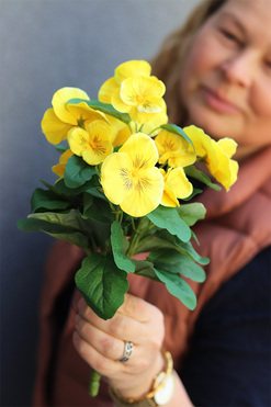 Bratki, kiść kwiatów, żółte, dł.25cm