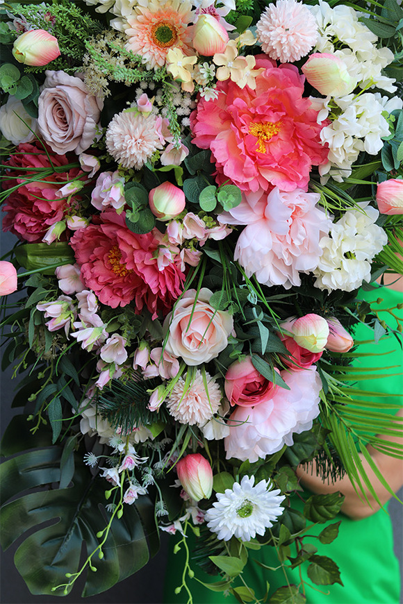 różowa wiązanka nagrobna, Premium Memoria