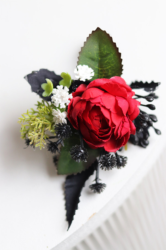 The Night, biżuteria kwiatowa na bal maturalny