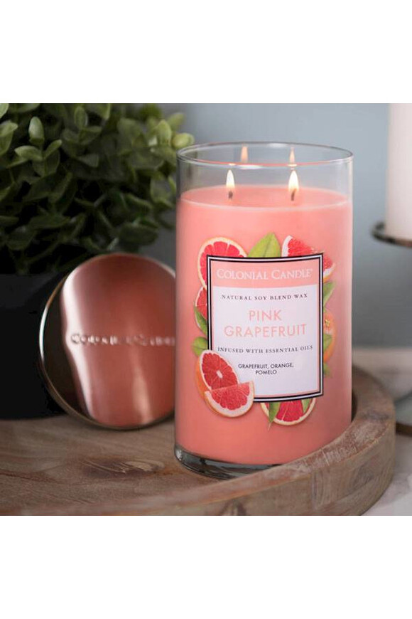 Pink Grapefruit, sojowa świeca zapachowa w szkle, Colonial Candle