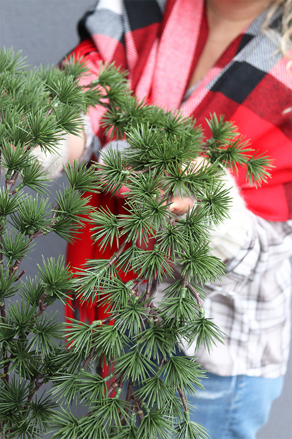 Modrzewiowa, zielona girlanda zimowa