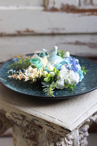 Bluesfera Birds, wielkanocny stroik na talerzu, wym.12x31cm