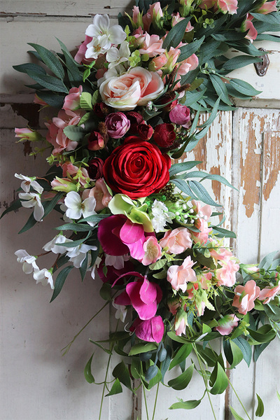 asymetryczny wianek na obręczy, Subtelle Ruby Red, śr.52cm 