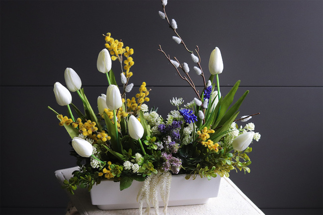 Spring Decoration Resta, stroik wielkanocny z szafirkami