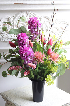 Katarina Spring, bukiet nagrobny we wkładzie do wazonu, dł.64cm