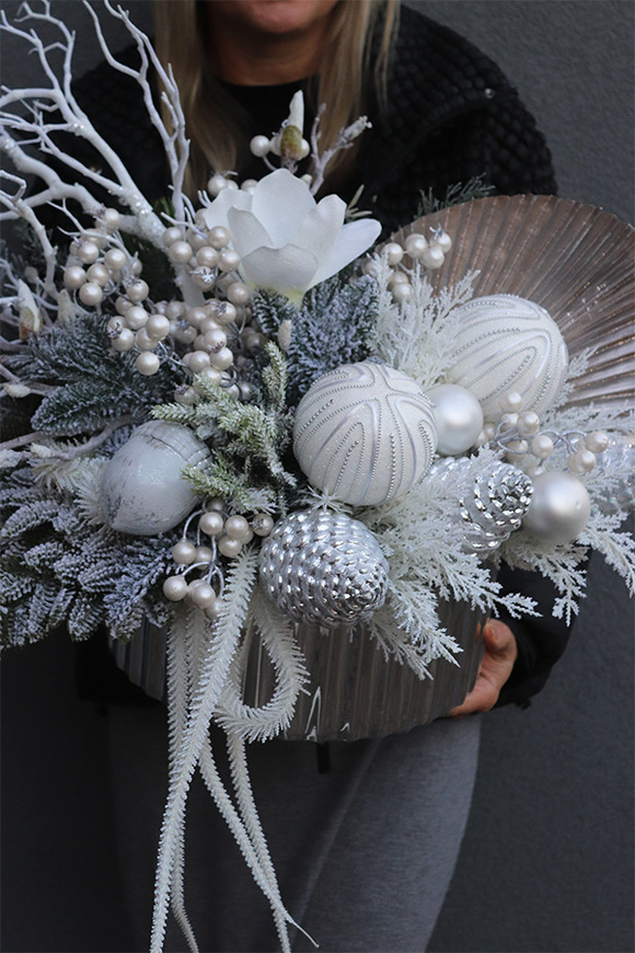 Landia Silver Lux, zimowa kompozycja w osłonce LED