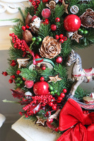 Holly Jolly Christmas, świąteczny wianek na drzwi