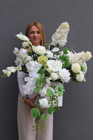 Rozdroże Biel, kompozycja kwiatowa w donicy fiberglass