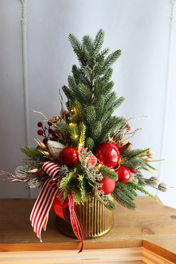 Dynastia, realistyczna choinka świąteczna z przybraniem LED, wys.60cm 