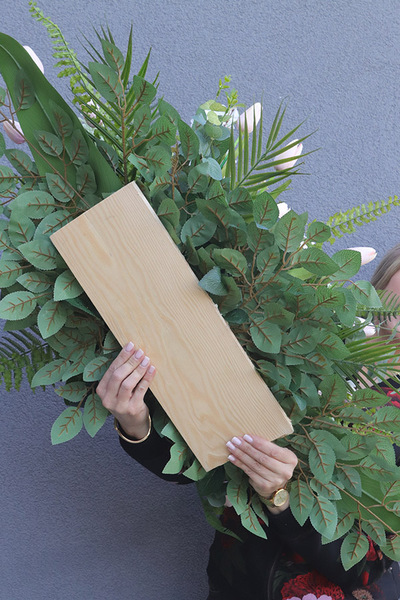 Doriana, wiązanka nagrobna na desce, dł.100cm