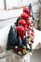 adwentowy stroik Karminowe Dzieciństwo, wym.24x46cm  