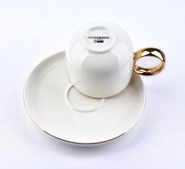 Novelty, porcelanowa filiżanka ze złotym rantem, poj.270ml