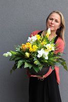 Wiosenna Pogoda, kompozycja nagrobna w misie