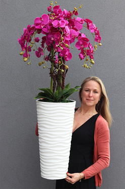 Gizelle Delinata Fuksja, wysoki sztuczny storczyk w białej donicy, wys.135cm  