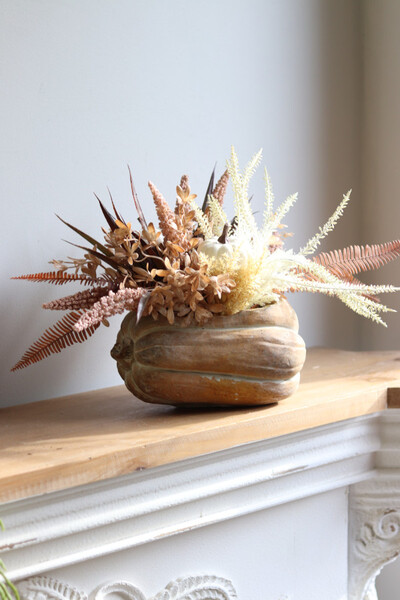 Pumpkin Latte 2, jesienna kompozycja w dyni ceramicznej