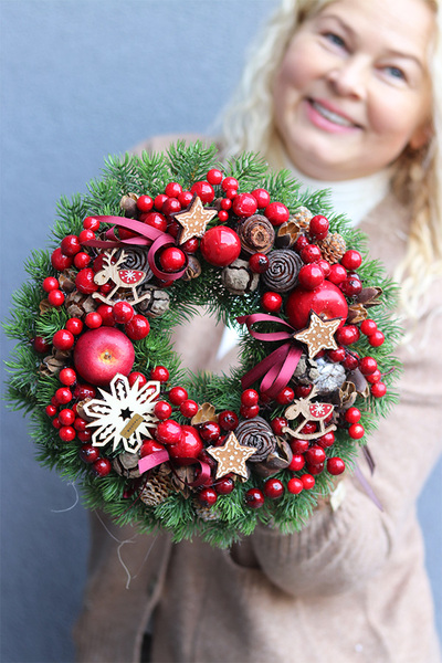 Czerwień Luxury, świąteczny czerwony wianek