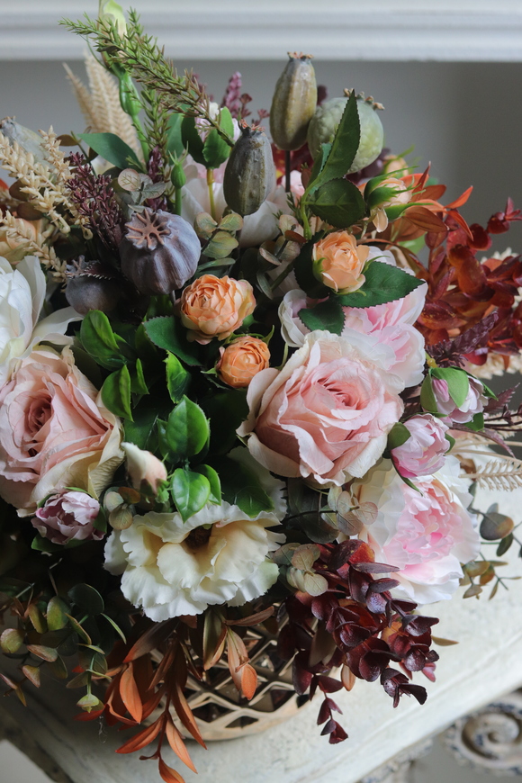 Galicja 3, barwna kompozycja w złotej donicy