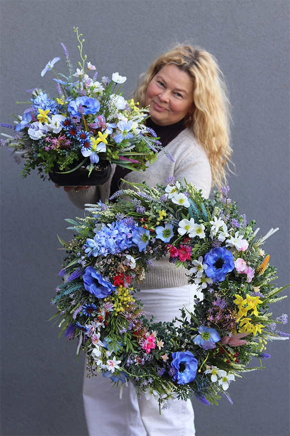 Wichrowe Wzgórza Piano, nagrobna dekoracja w misie