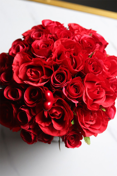 Walenty, różany flowerbox na walentynki