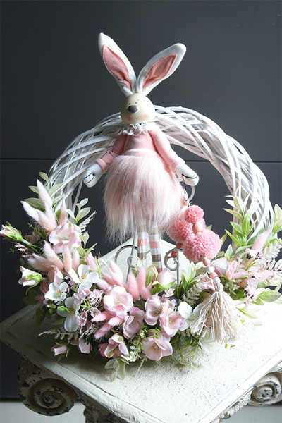 Sweet Spring, wielkanocny wianek dekoracyjny z zajączkiem