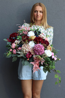 Bernadda Vilani, dekoracja