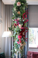 La Guel Eligia, elegancka girlanda kwiatowa