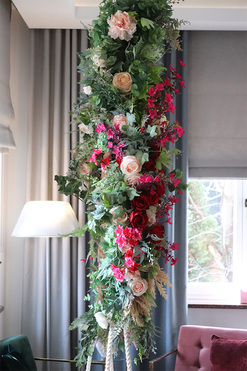 La Guel Eligia, elegancka różowa girlanda kwiatowa, dł.150cm 