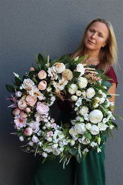 Dolera Pink, wieniec nagrobny, śr.68cm