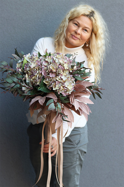 Hortensja Mortario, bukiet nagrobny do wazonu