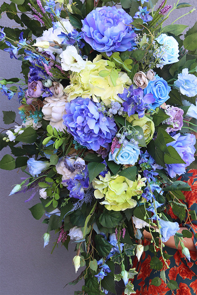 Blusilda Terite, niebiesko-zielona wiązanka nagrobna