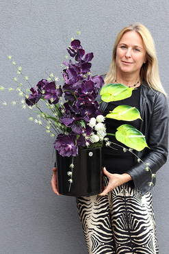 OD RĘKI New Ideas, nowoczesna dekoracja ze storczykiem i anturium, wym.70cm