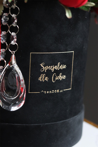 Forever Love, różany flowerbox na walentynki