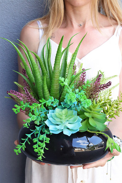 OD RĘKI Suculenta Black, kompozycja sukulenty w misie, wys.34cm 