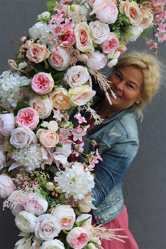 Wedding Time, dekoracyjna girlanda kwiatowa