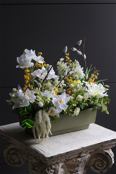 Kogucik Resta, stroik wielkanocny w naczyniu