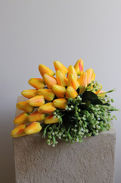  Tulippo New Design Yellow 2, bukiet nagrobny we wkładzie, dł.25cm 
