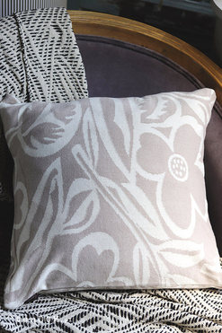 OD RĘKI poszewka na poduszkę Angeline Beige 45x45cm