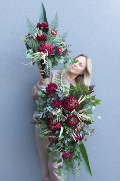 Chryzantemy Bordo 2, komplet dekoracji nagrobnych, kompozycja + bukiet