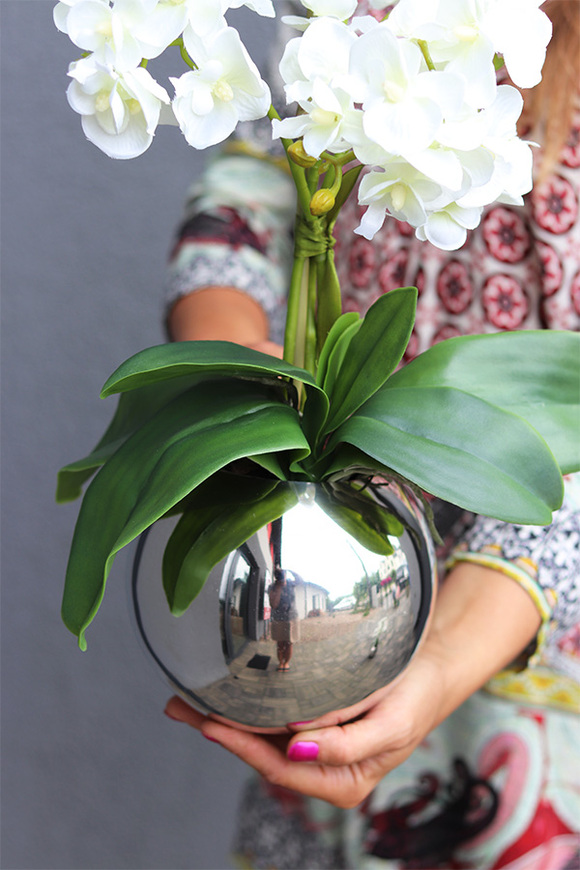 Silveia, sztuczny storczyk w lustrzanej donicy