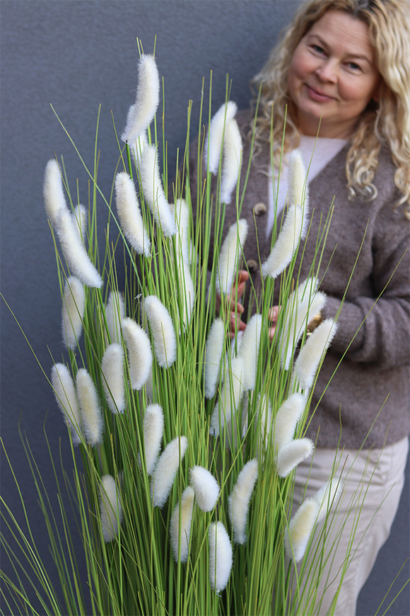 Trawa Pustynna Walter white, sztuczne trawy w donicy Fiberglass