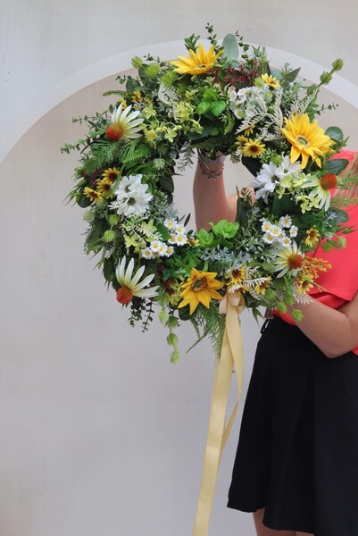 Yellow Summer, wianek dekoracyjny z polnymi kwiatami