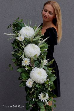 Dacja White, girlanda nagrobna na desce, dł.110cm